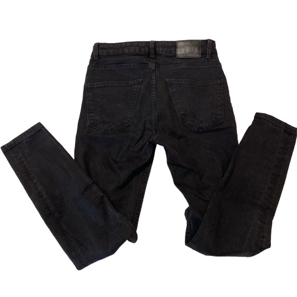 Zara black jeans. Size 2. - Picture 2 of 4
